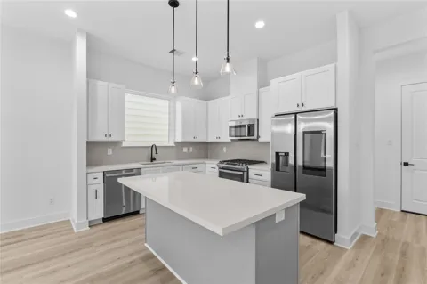 3426 Bolin Road Roads