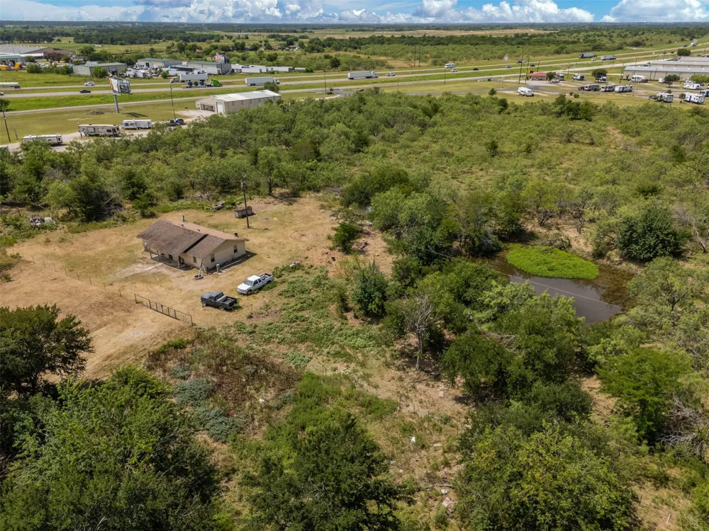 11259 County Road 305 Terrell, TX 75160