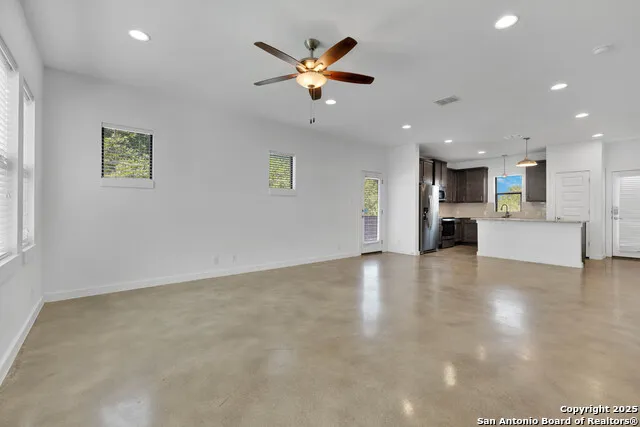 1162 Olive St San Antonio, TX 78202