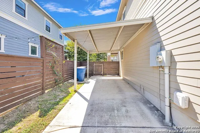 1162 Olive St San Antonio, TX 78202