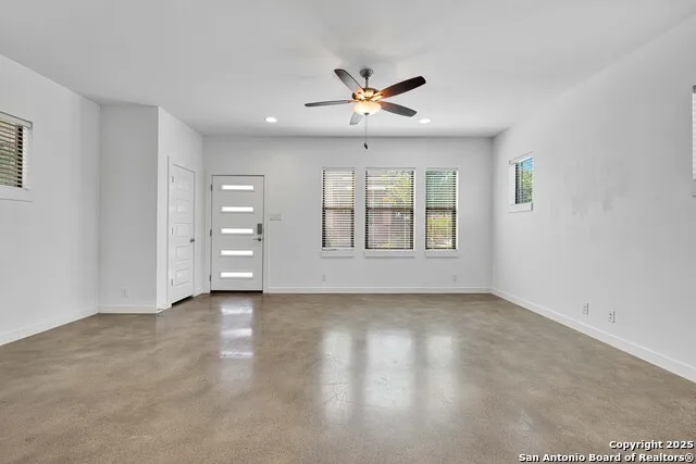 1162 Olive St San Antonio, TX 78202