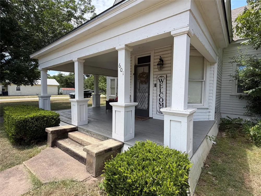 601 San Jacinto Street Whitney, TX 76692