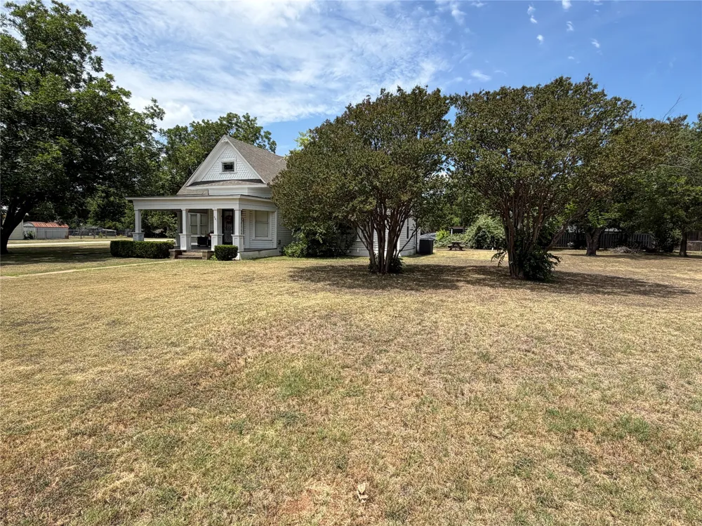601 San Jacinto Street Whitney, TX 76692