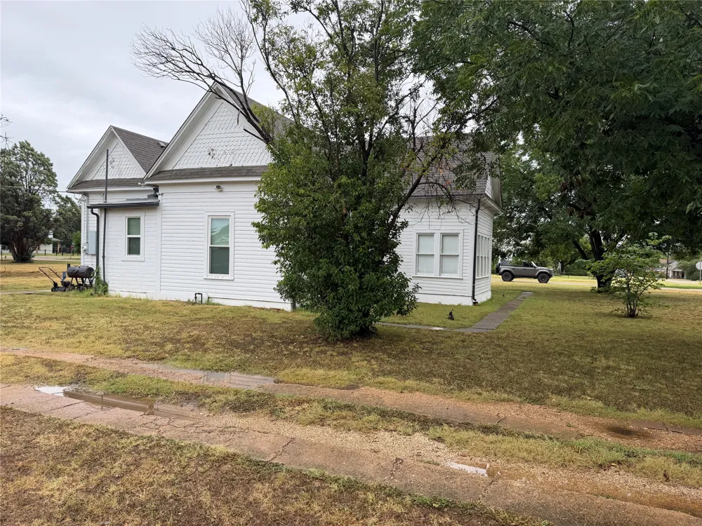 601 San Jacinto Street Whitney, TX 76692