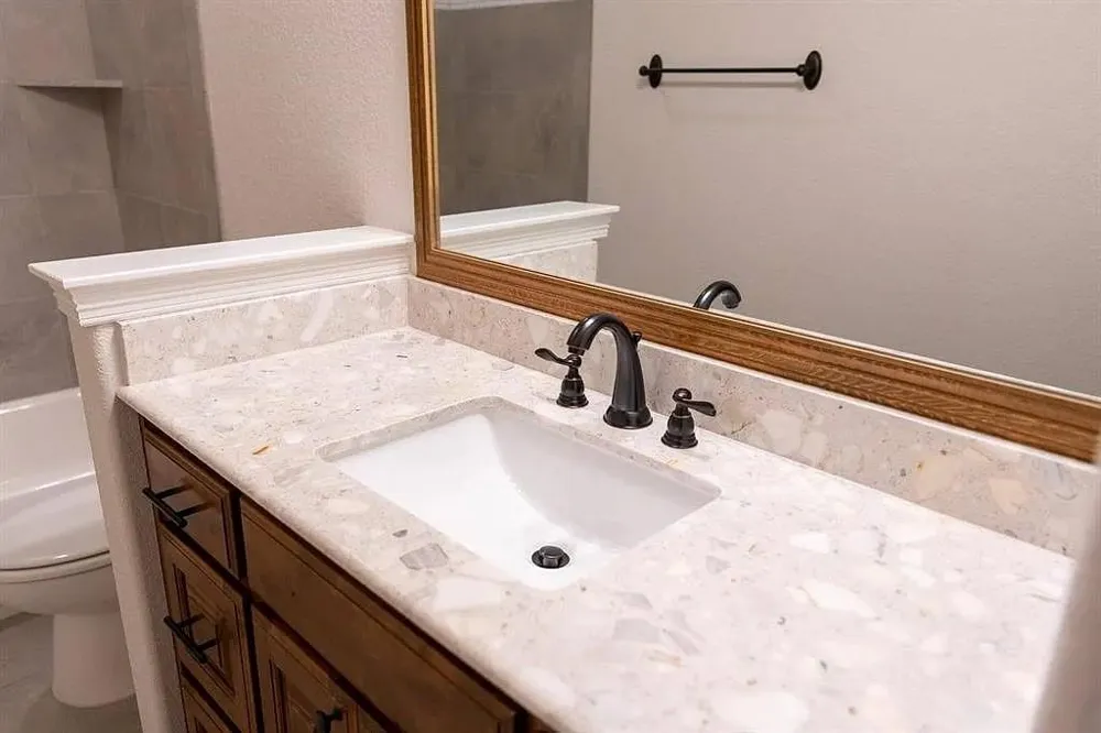 321 Tinker Trail Burleson, TX 76028