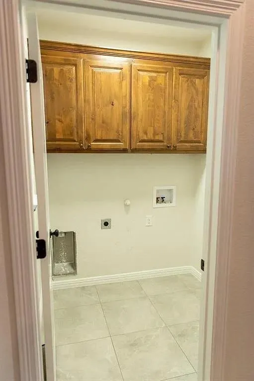321 Tinker Trail Burleson, TX 76028