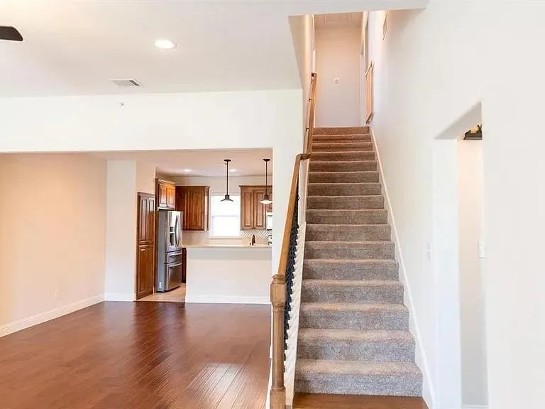 321 Tinker Trail Burleson, TX 76028