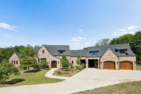468 Andrews Road