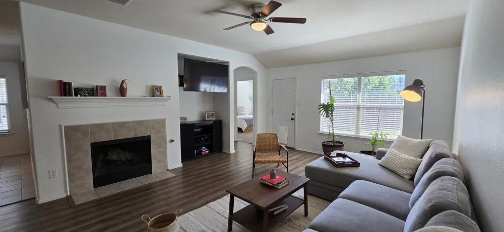 452 Paddle Drive Crowley, TX 76036