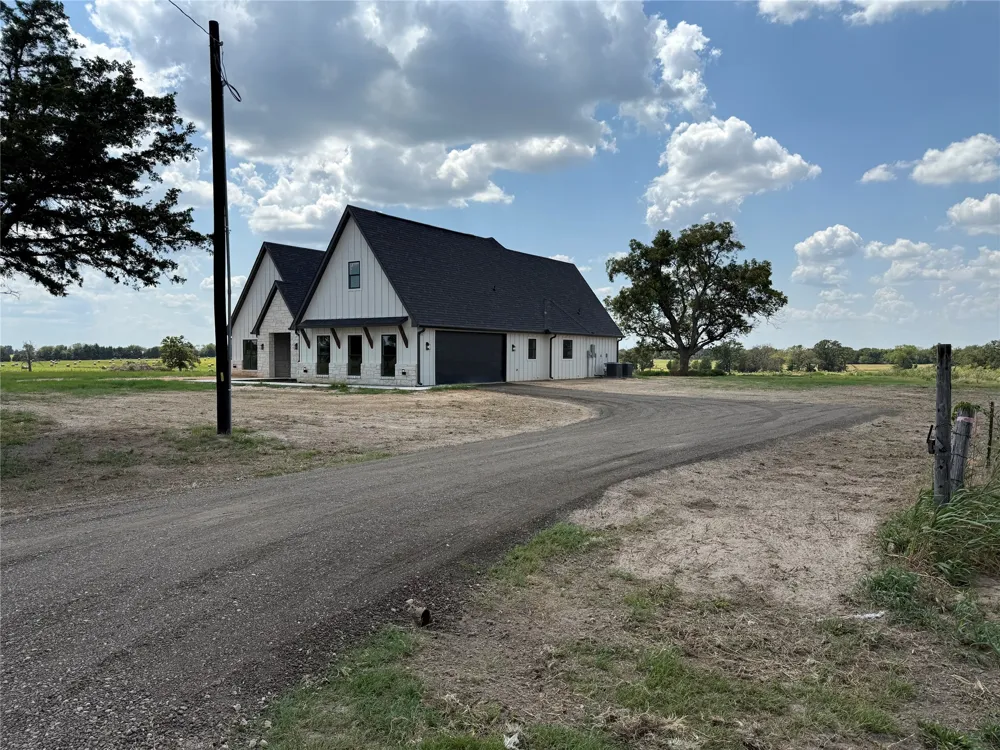 408 Vz County Road 2115 Canton, TX 75103