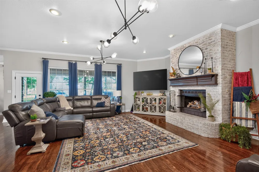 443 County Road 3342 Paradise, TX 76073