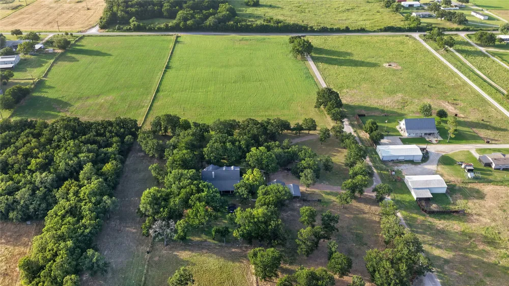443 County Road 3342 Paradise, TX 76073