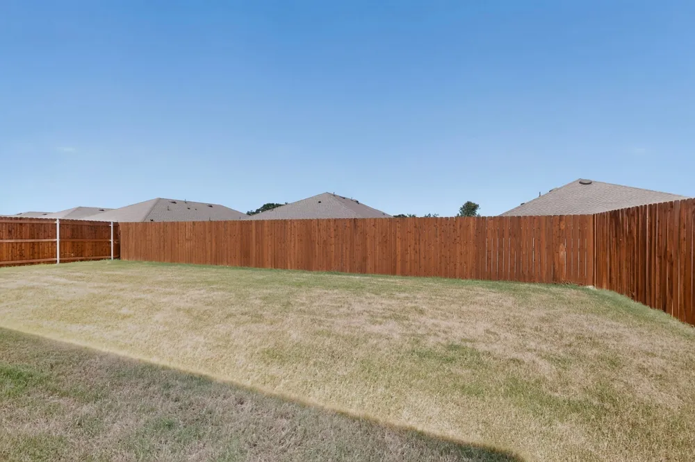 332 Pecos Drive Azle, TX 76020