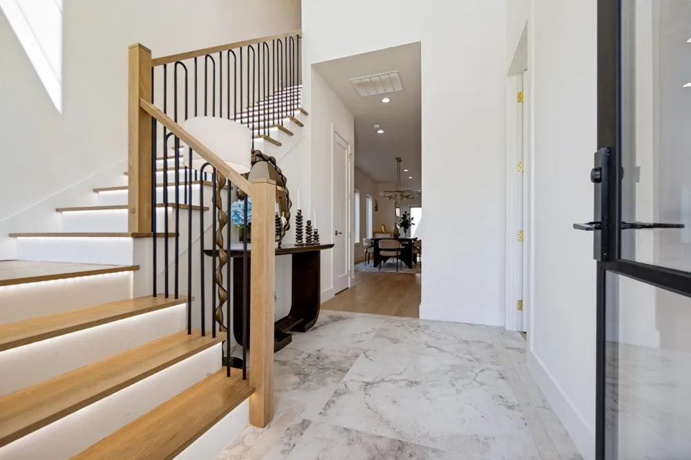 3719 W Beverly Drive Dallas, TX 75209