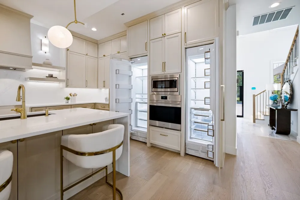3719 W Beverly Drive Dallas, TX 75209