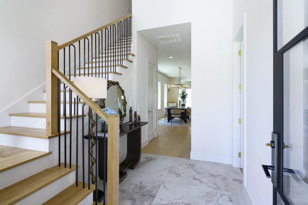 3719 W Beverly Drive Dallas, TX 75209