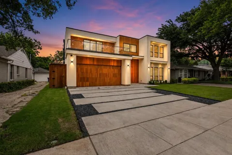 3715 Park Lane