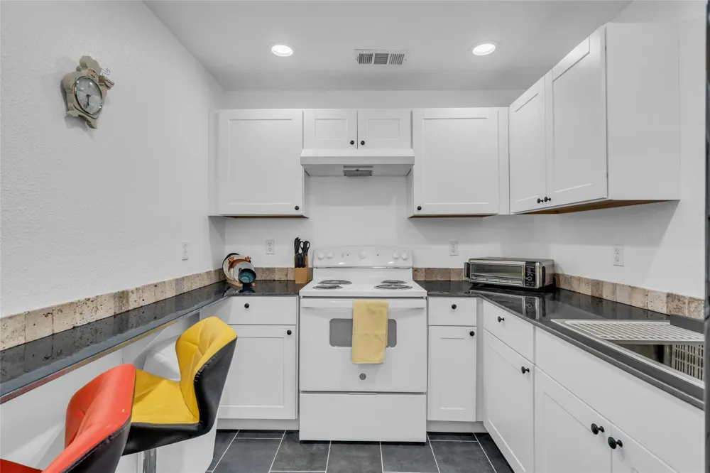 1319 Parkway Court Arlington, TX 76010