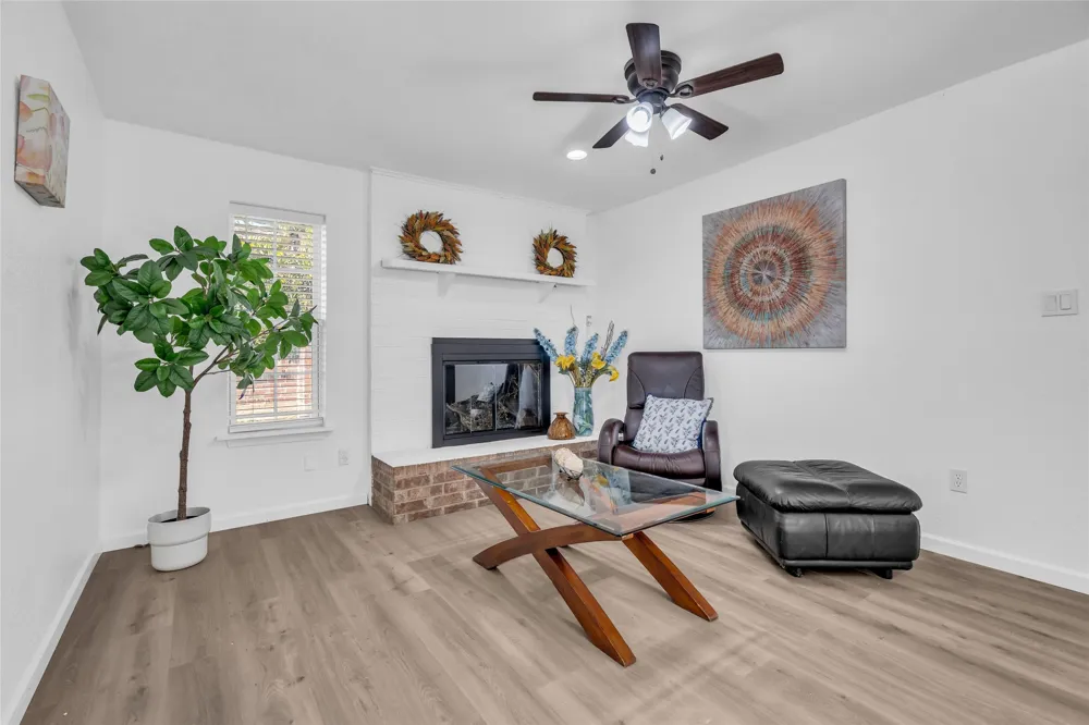 1319 Parkway Court Arlington, TX 76010
