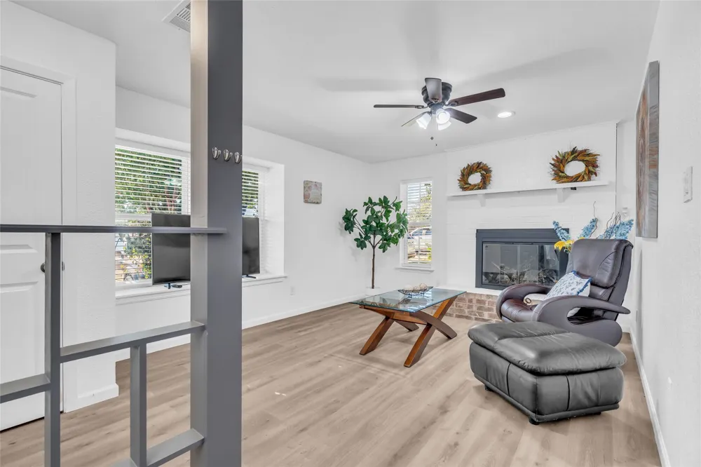 1319 Parkway Court Arlington, TX 76010
