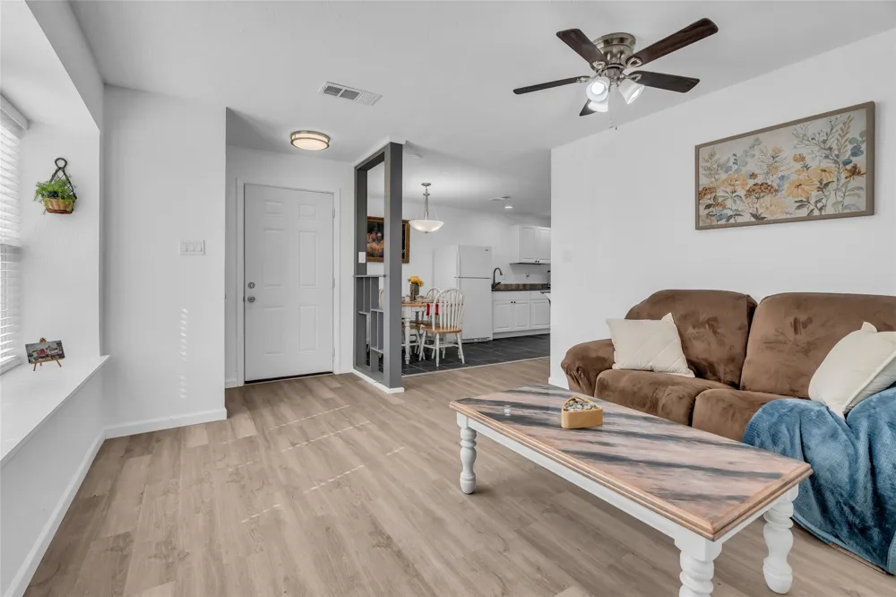 1319 Parkway Court Arlington, TX 76010