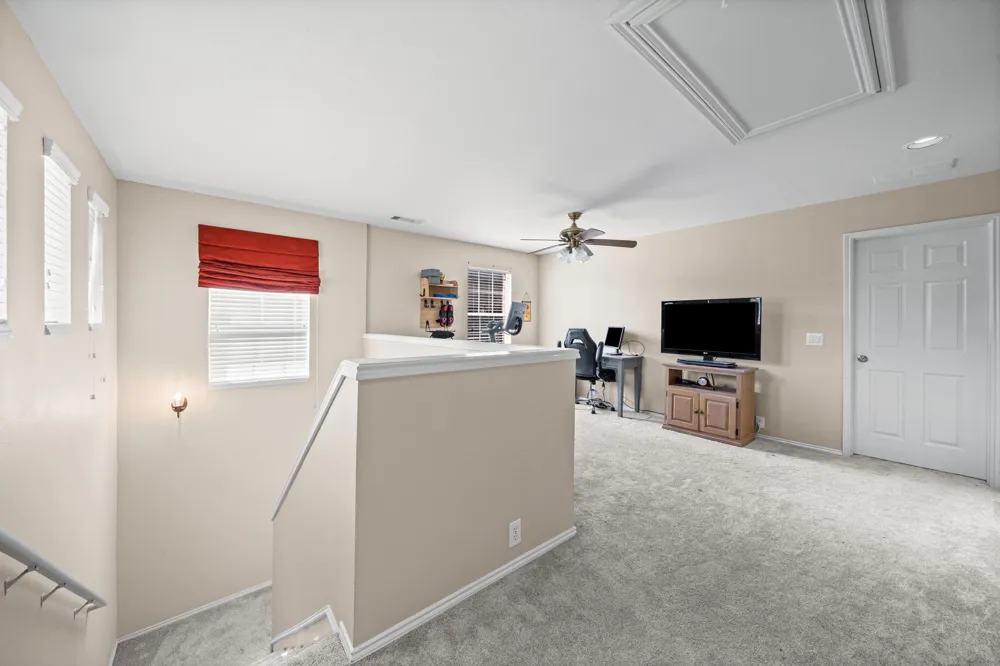 2204 Canterbury Park Drive Grand Prairie, TX 75050