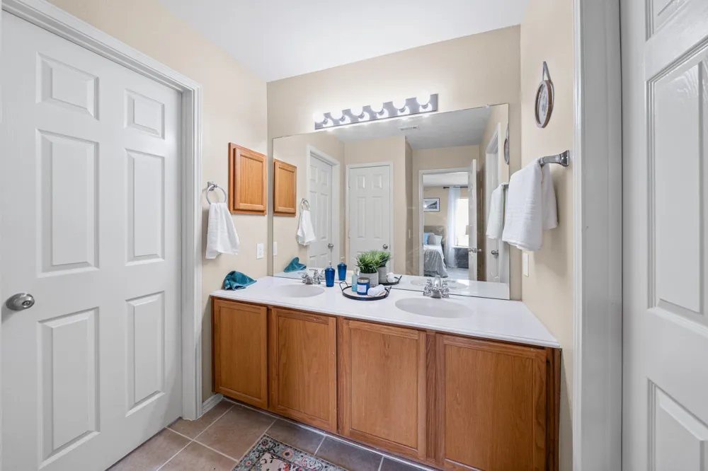 2204 Canterbury Park Drive Grand Prairie, TX 75050