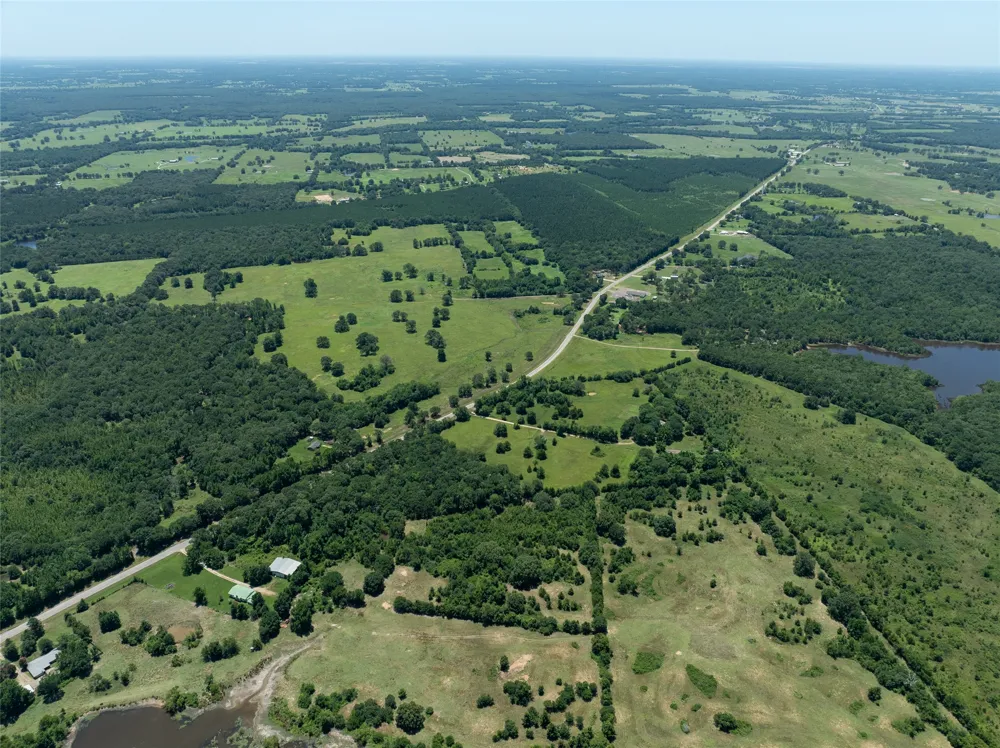 906 E Paris, TX 75462