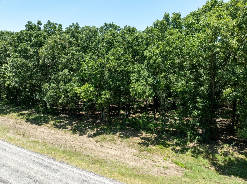 906 E Paris, TX 75462