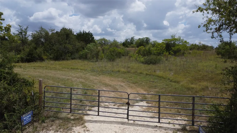 1210 County Road 341 Dublin, TX 76446