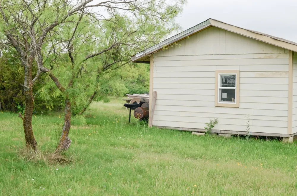 1210 County Road 341 Dublin, TX 76446