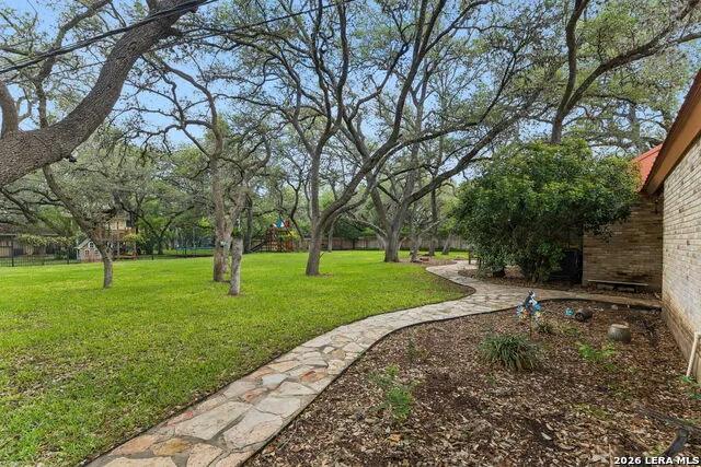 109 LONG BOW RD Shavano Park, TX 78231