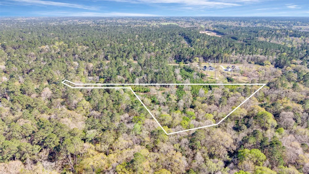 Red Hawk Road Huntsville, TX 77340