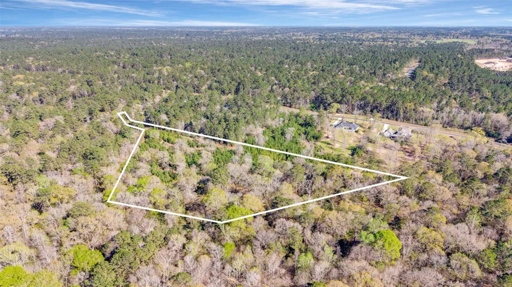Red Hawk Road Huntsville, TX 77340