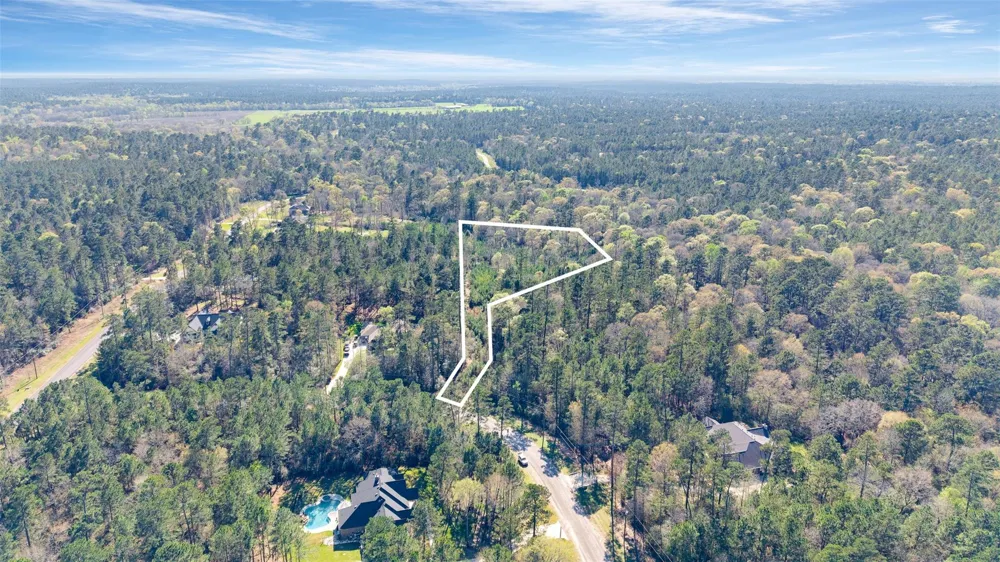 Red Hawk Road Huntsville, TX 77340