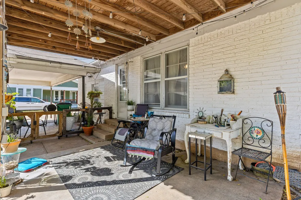 413 S Tyler Street McGregor, TX 76657