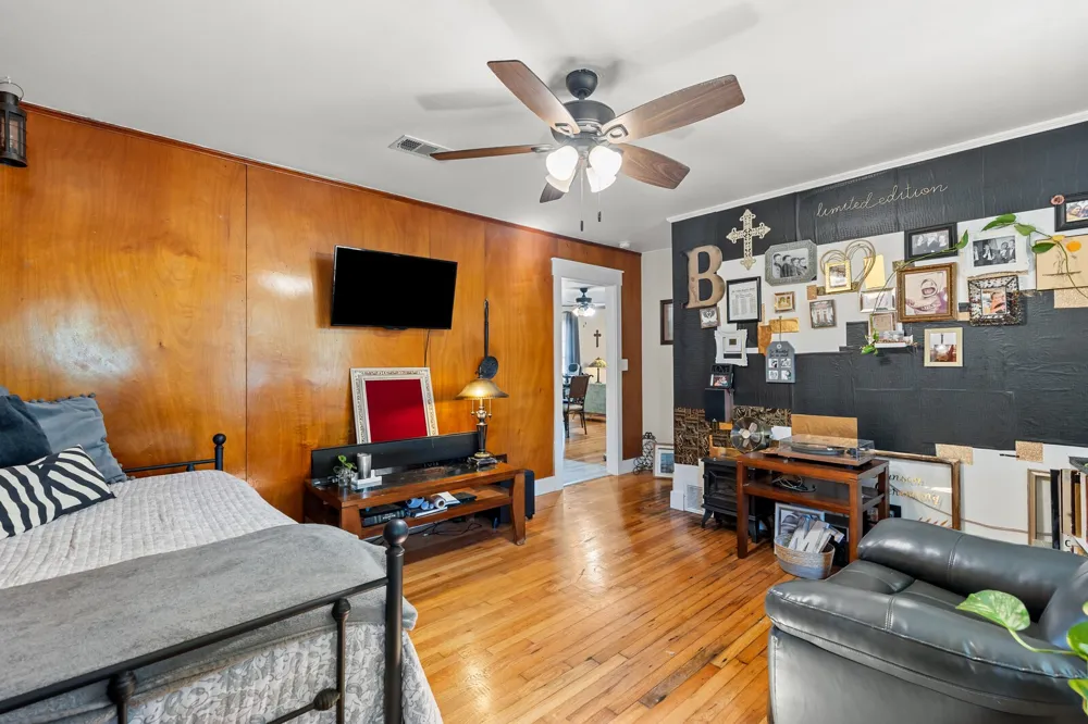 413 S Tyler Street McGregor, TX 76657