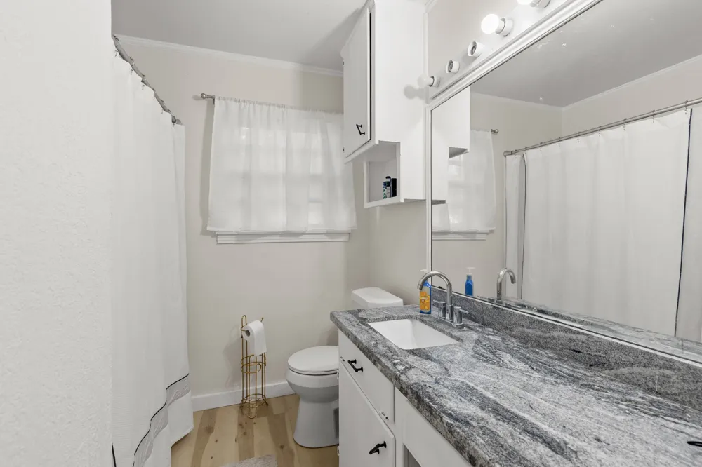 413 S Tyler Street McGregor, TX 76657