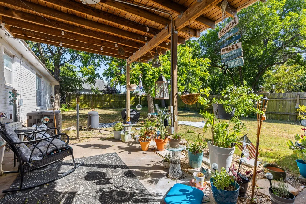 413 S Tyler Street McGregor, TX 76657