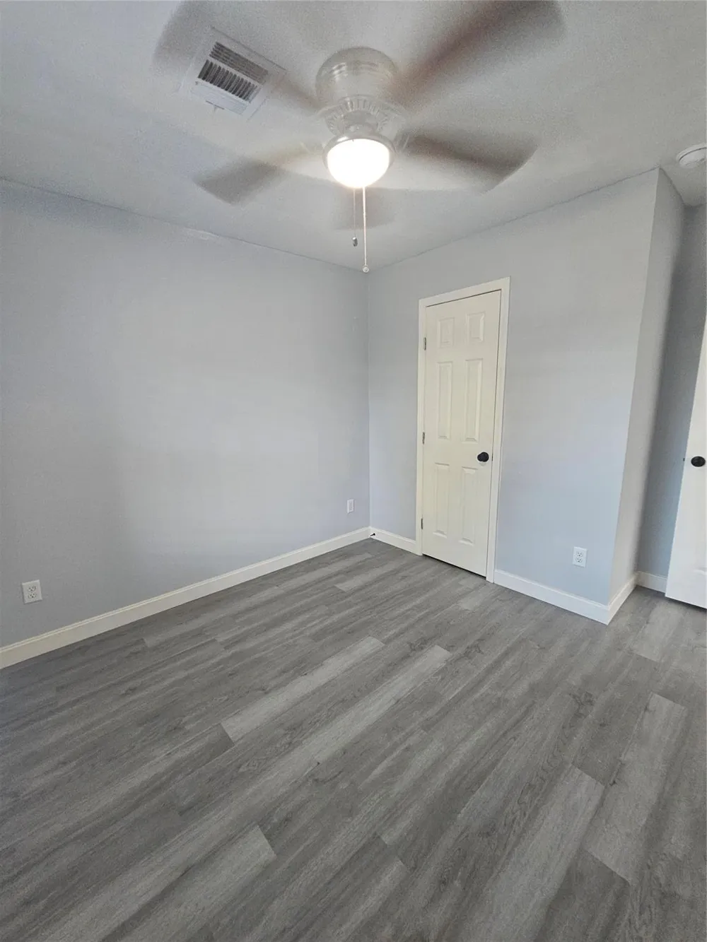 4724 4th           Units    B,C,D,E Street Bacliff, TX 77518