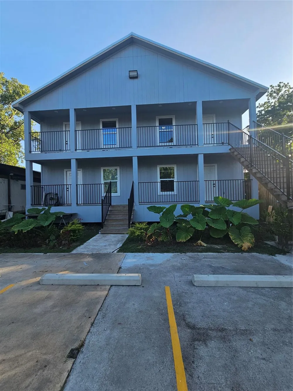 4724 4th           Units    B,C,D,E Street Bacliff, TX 77518