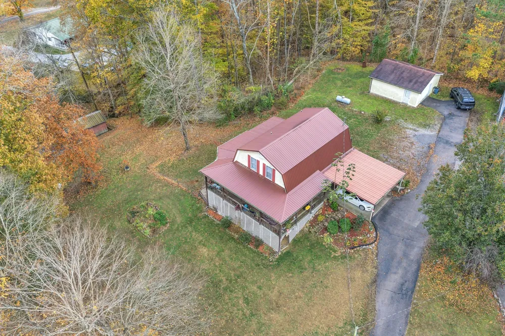 85 Lakeview Ln Stewart, TN 37175