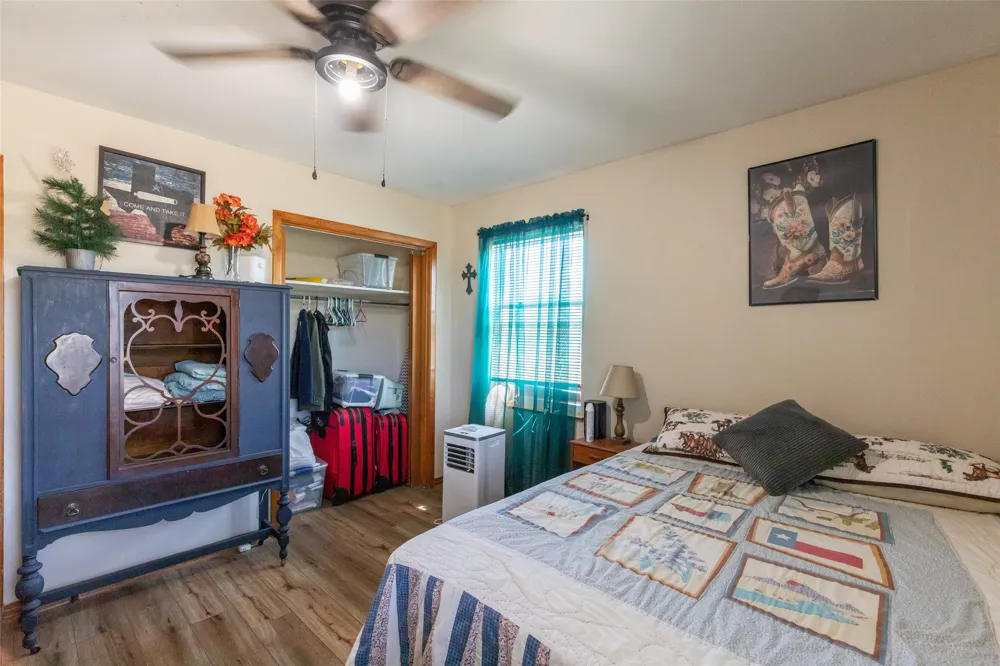 335 S Monroe Avenue Aspermont, TX 79502