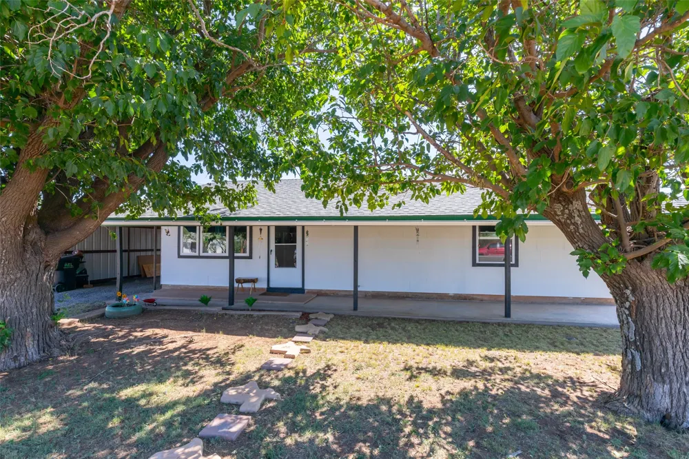 335 S Monroe Avenue Aspermont, TX 79502