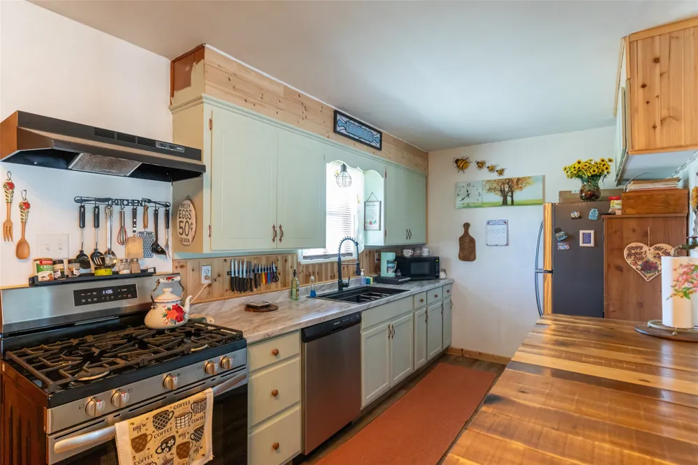 335 S Monroe Avenue Aspermont, TX 79502