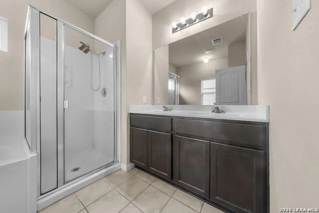 1351 Fall Cover New Braunfels, TX 78130
