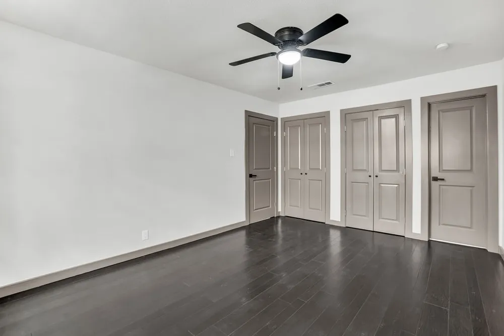 611 Cain Street Lake Dallas, TX 75065