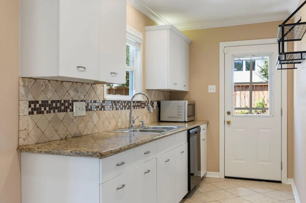 1802 Turnpike Road Houston, TX 77008