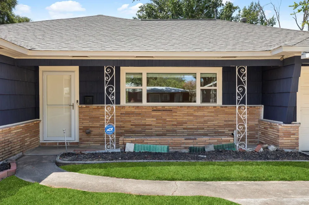 1802 Turnpike Road Houston, TX 77008