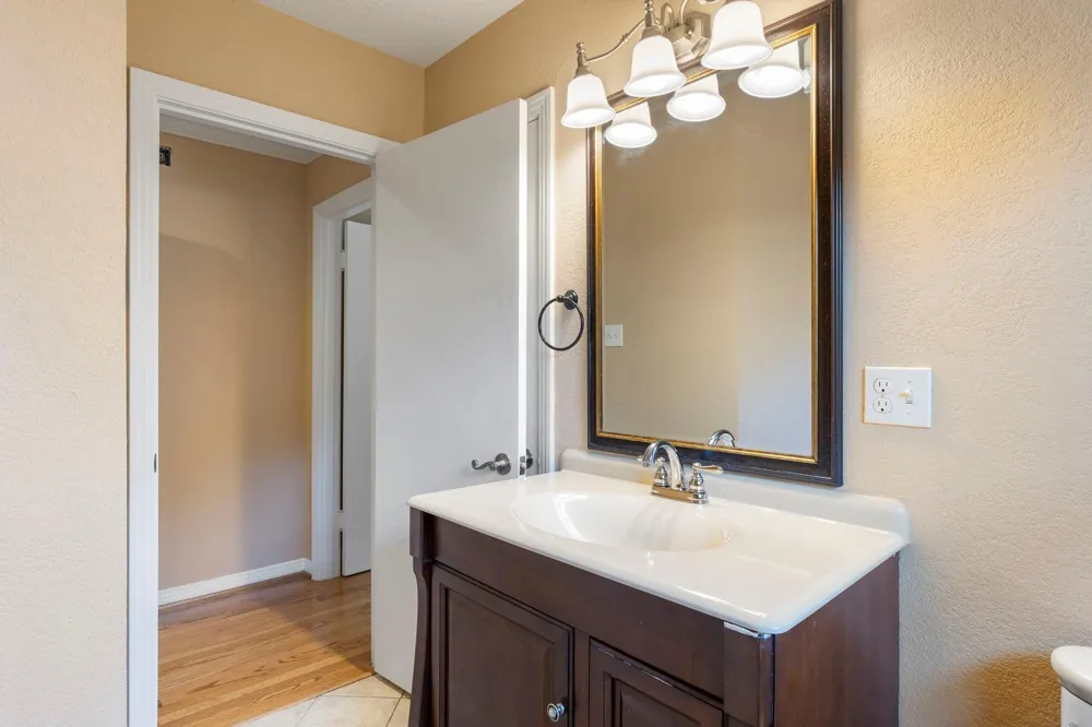 1802 Turnpike Road Houston, TX 77008